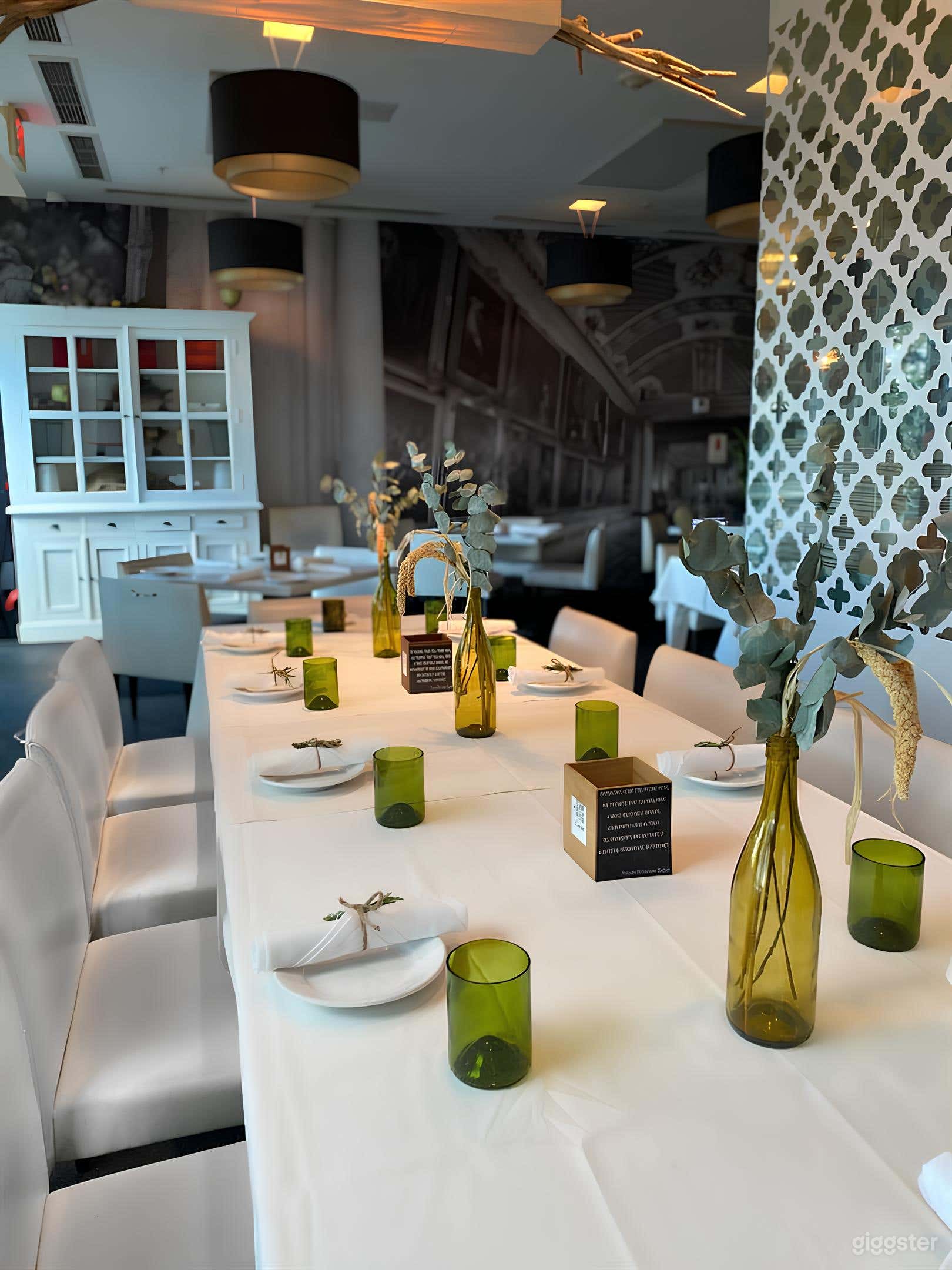 Semi-Private Room Photo 4