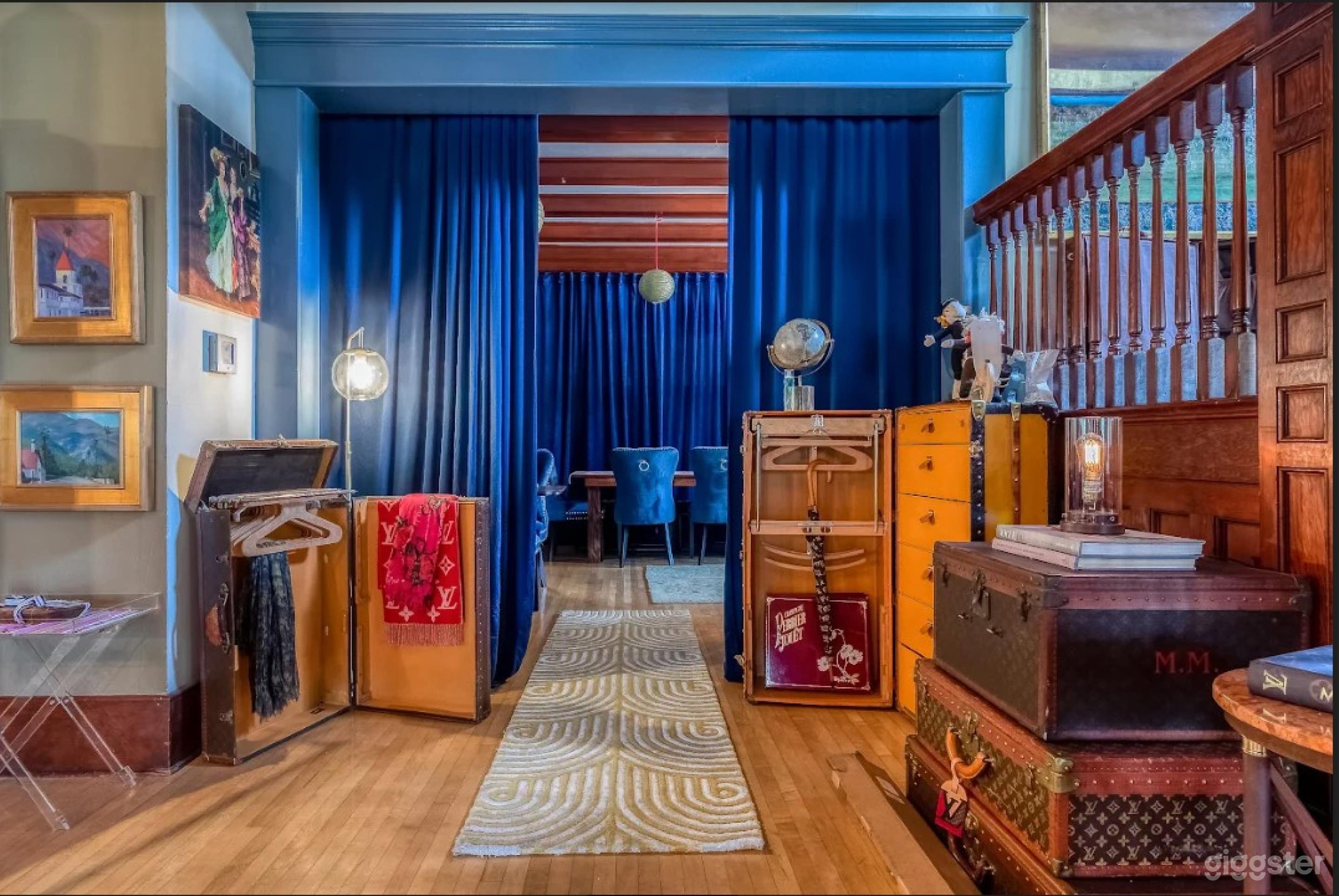 Phoenix Room Photo 1