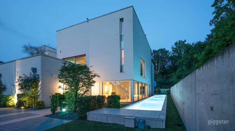  Bauhaus-Villa am See bei Düsseldorf | Pool, Film & Meetings 