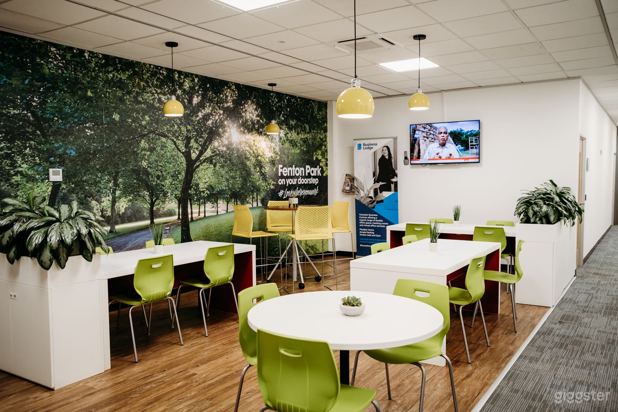 Breakout Area/ Kitchen