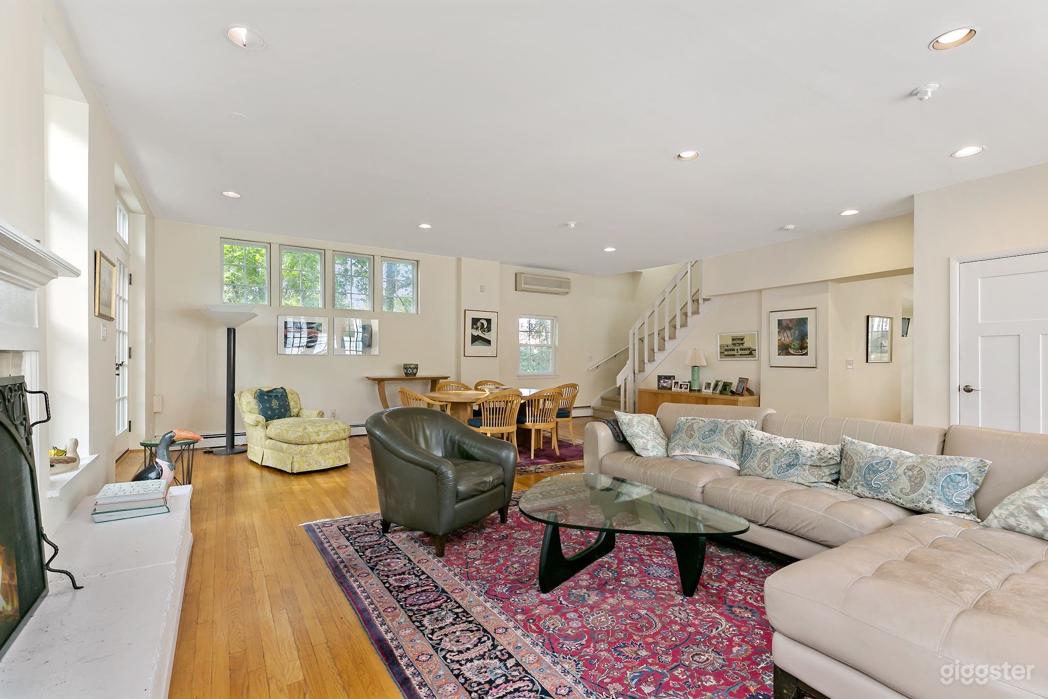 Charming Carriage House  Photo 4