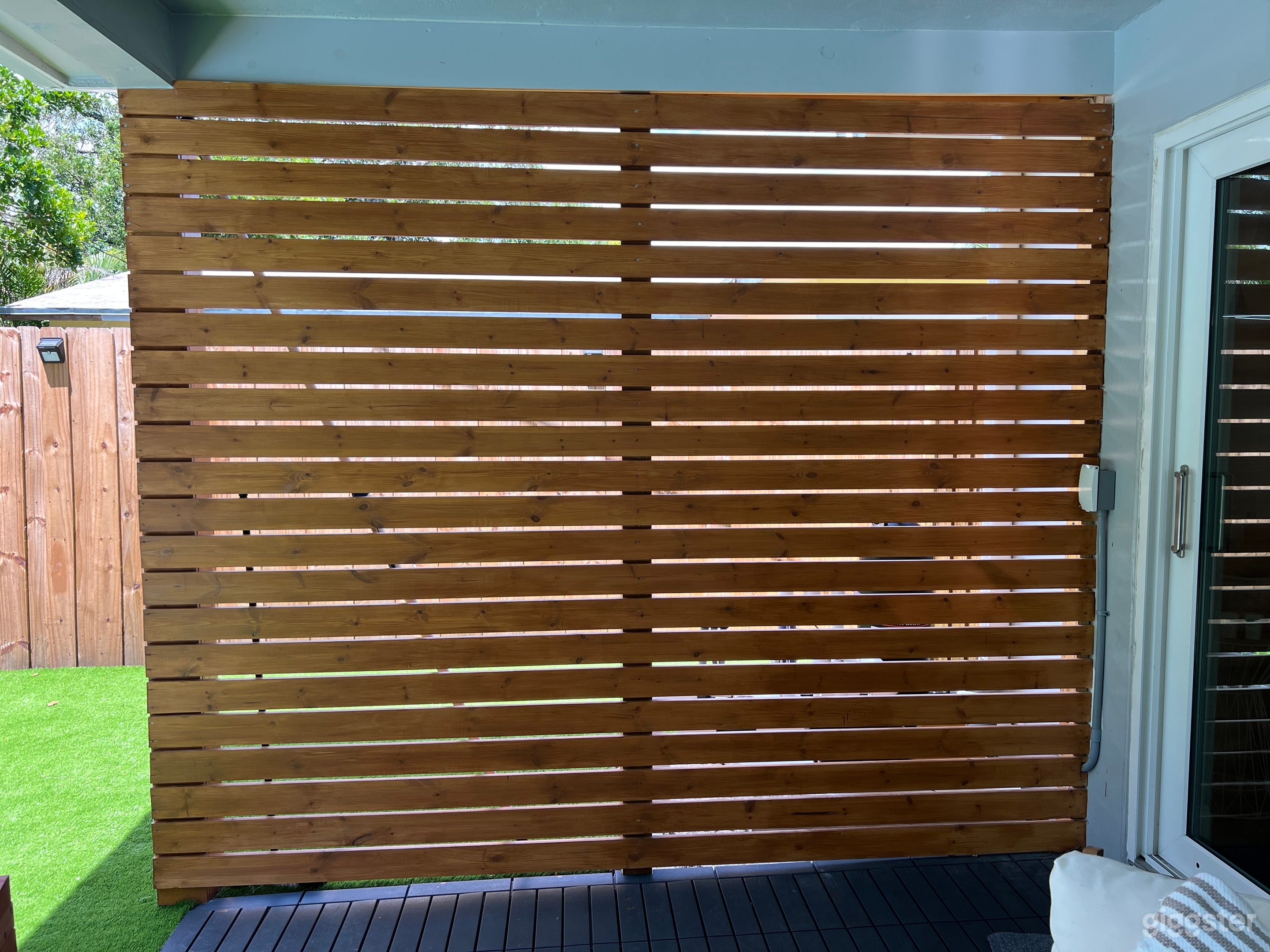 Escape to Paradise in the Heart of the City: Downtown Boho-Tropical Oasis with Pool Photo 3