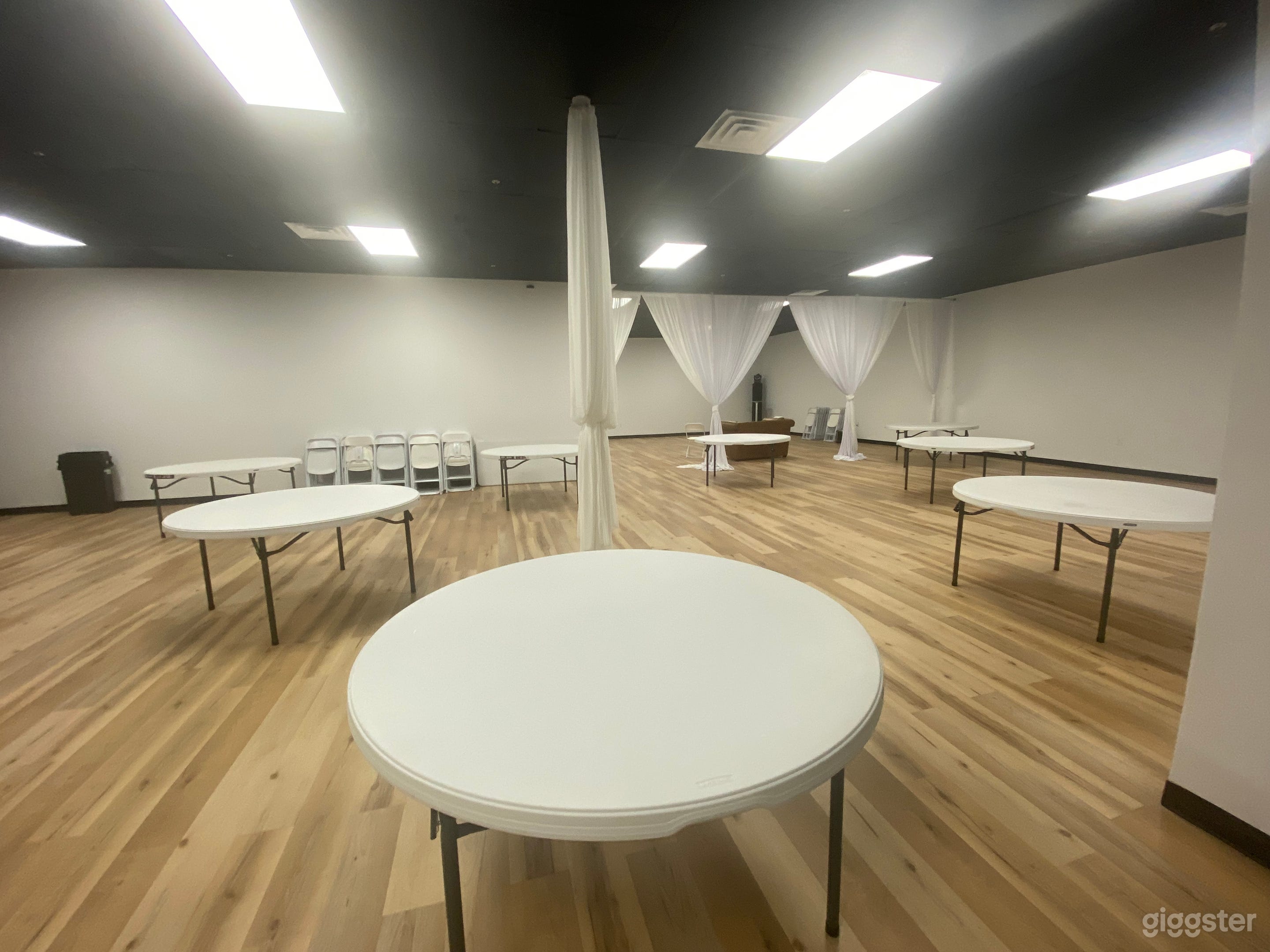 Beautiful, Chick Event Rental/Multi-use Studio Photo 4