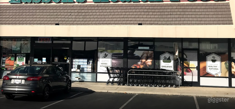  Spacious Health Food Store Perfect for Photoshoots and Productions in Simi Valley 