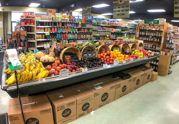 Spacious Health Food Store Perfect for Photoshoots and Productions in Simi Valley Photo 1