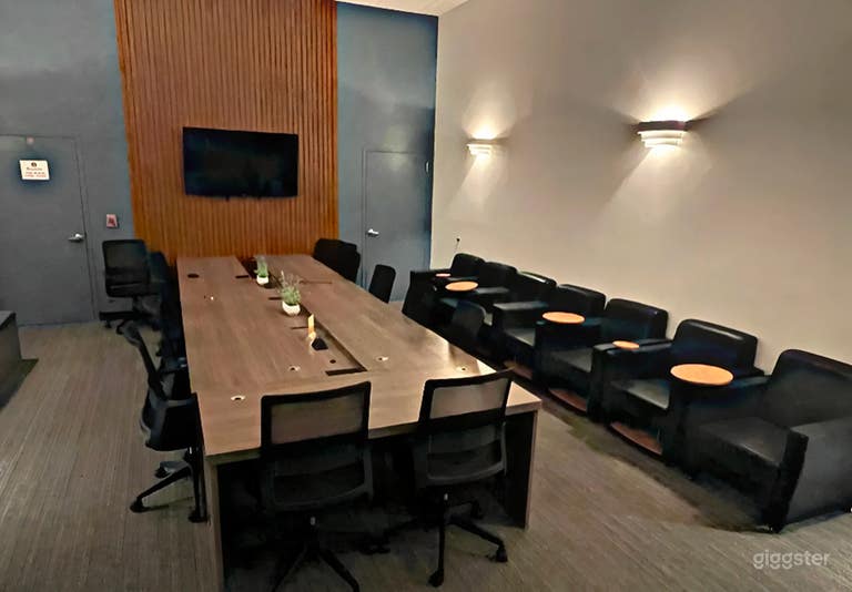  Professional 24 Person Boardroom near Jacksonville Beach 