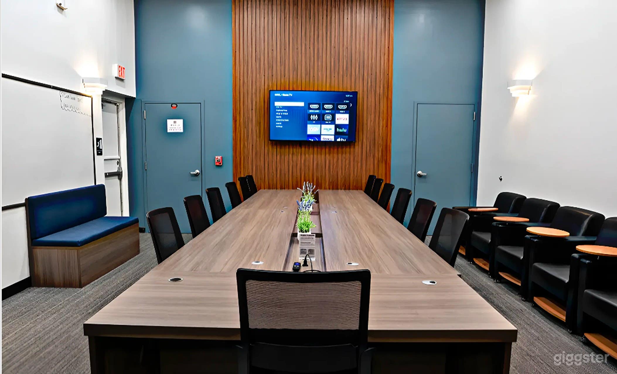Professional 24 Person Boardroom near Jacksonville Beach Photo 1