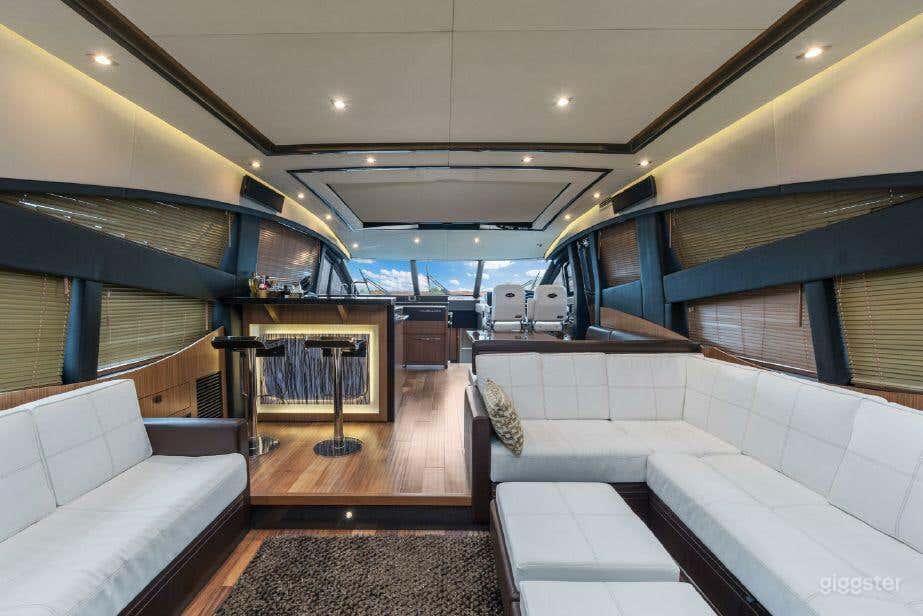 High-Class 65FT SEA RAY L650 Party Yacht Space Events with Jetski Included Photo 1