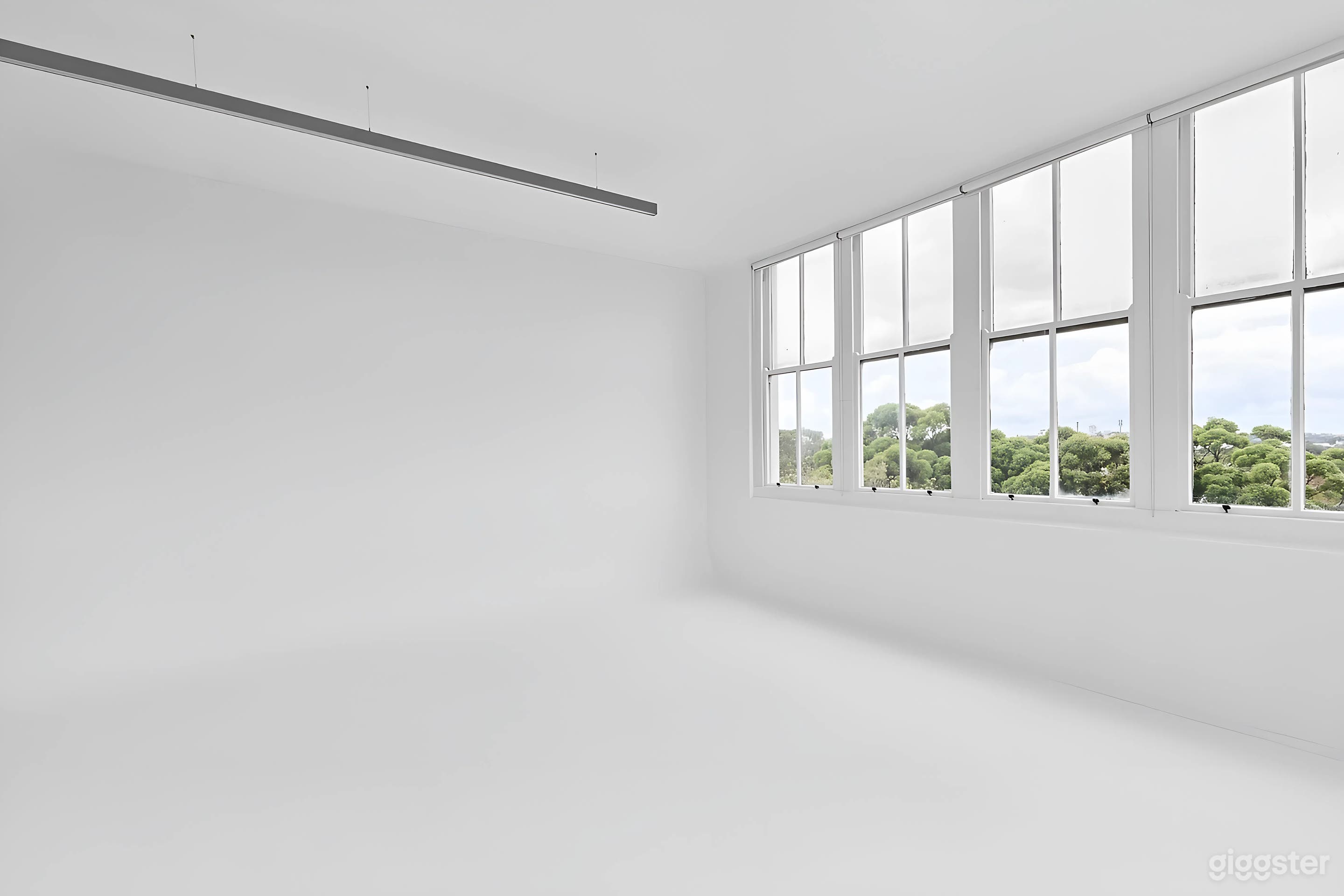 Photography & Film Studio with Cyclorama Photo 2