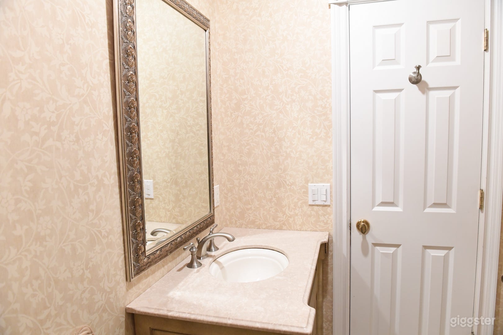 MATINECOCK GREAT GATSBY ERA MANSION Photo 3