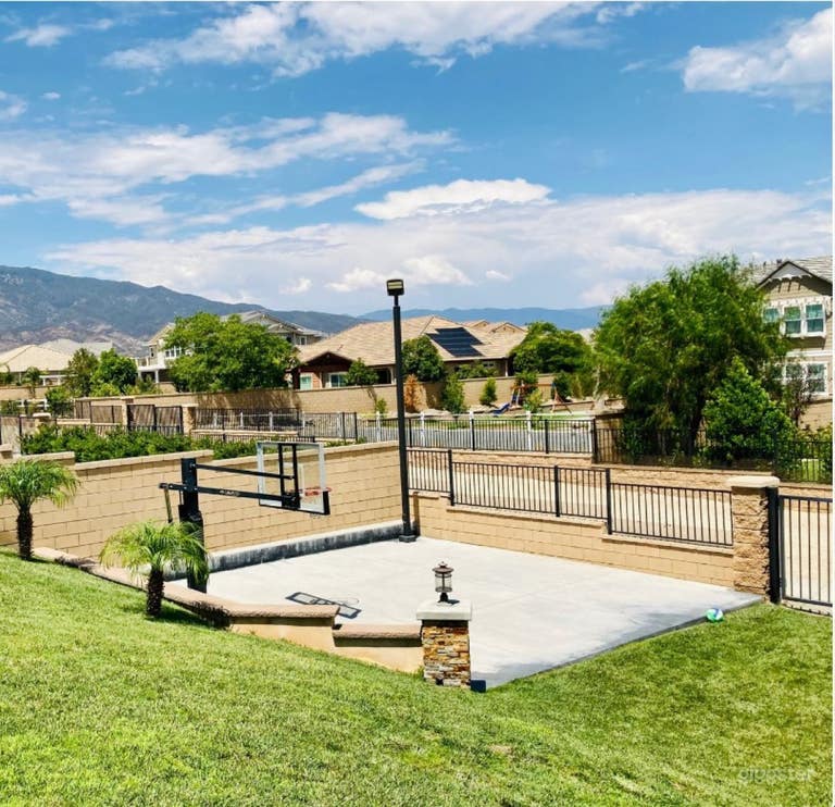  Private Basketball Court 