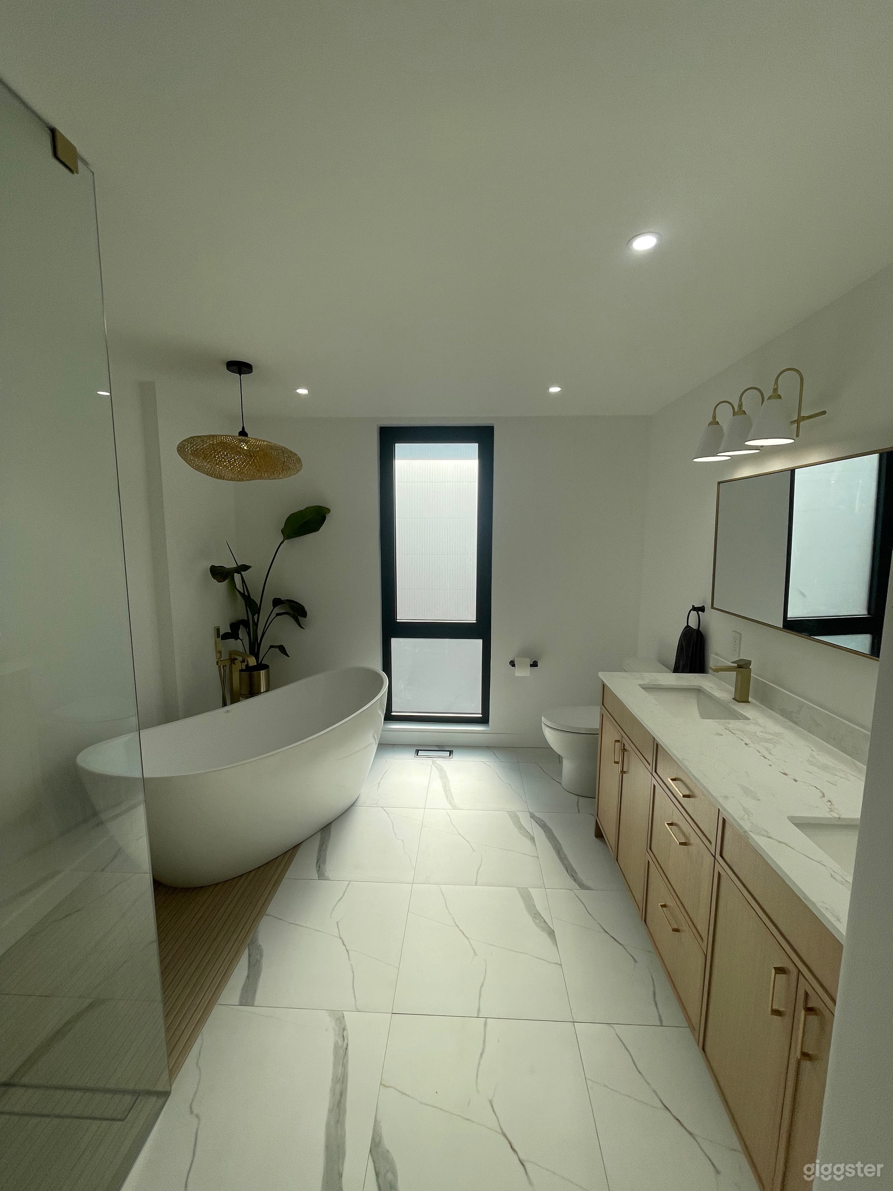 Ensuite bathroom