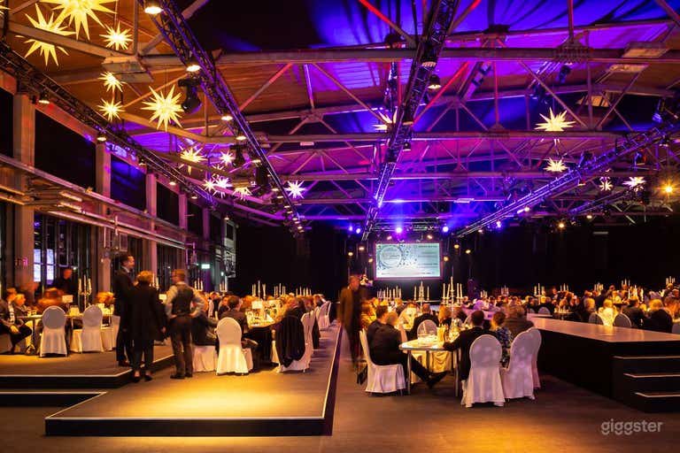  Einzigartige Transporthalle für Kongresse und Events 