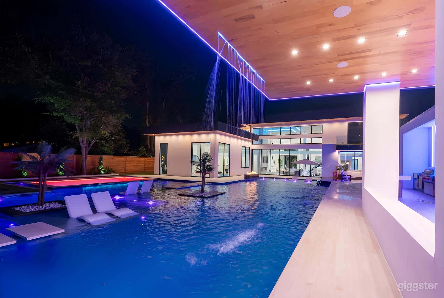 Opulent Pool Oasis with LED Lighting Photo 3