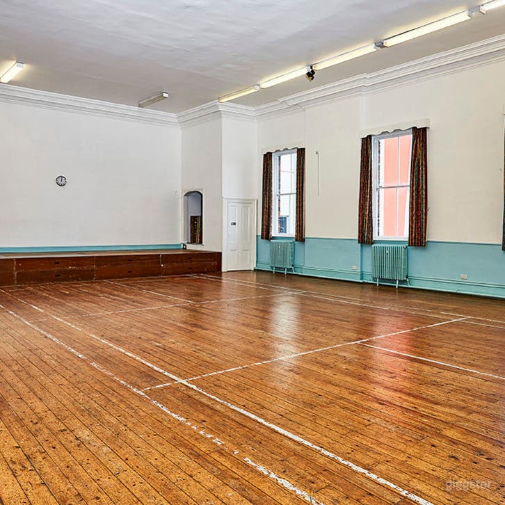 Queen's Hall Photo 2