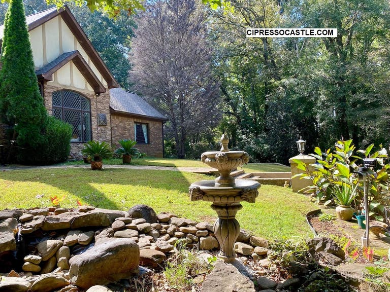  Cipresso Castle -Luxury Mansion in Atlanta 7000 sf 