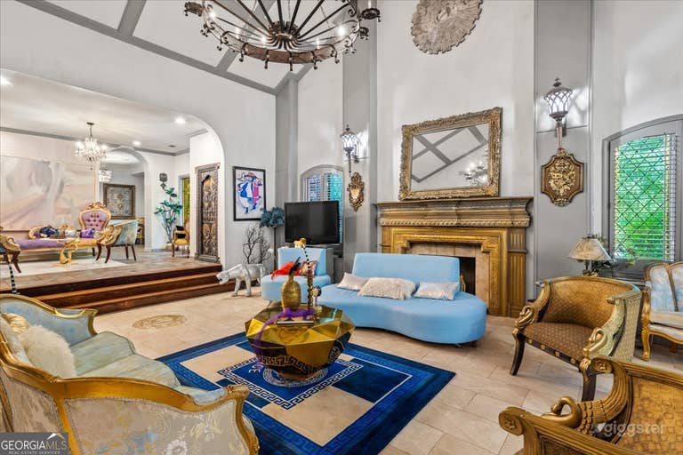  Cipresso Castle -Luxury Mansion in Atlanta 7000 sf 