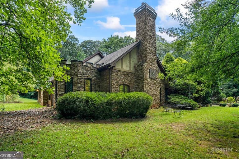  Cipresso Castle -Luxury Mansion in Atlanta 7000 sf 