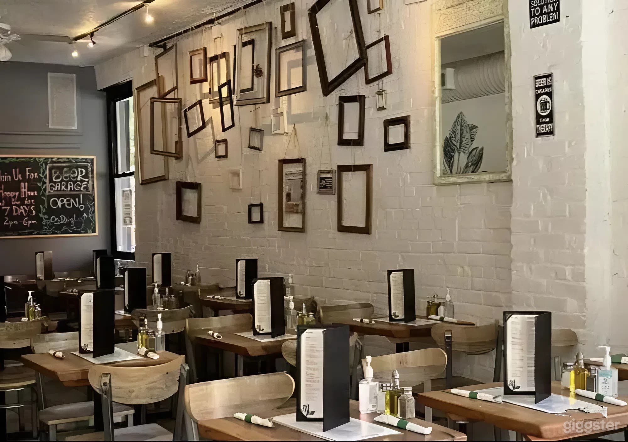 Bright &amp; Airy Light Filled Restaurant Space Photo 4