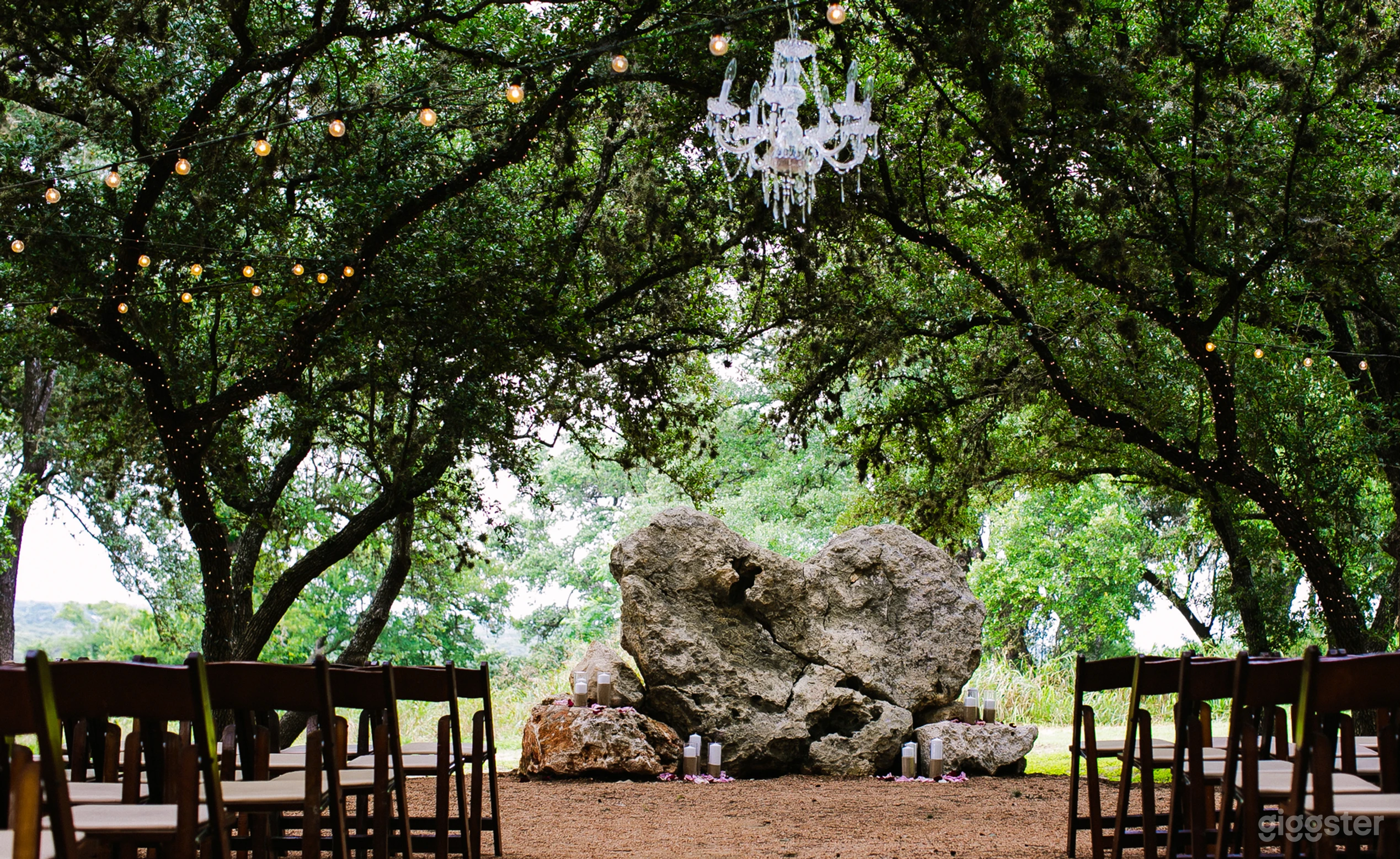 Lavish Event venue in Texas Photo 1