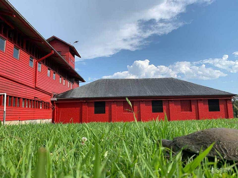 RED DISTILLERY BUILDING Photo 3