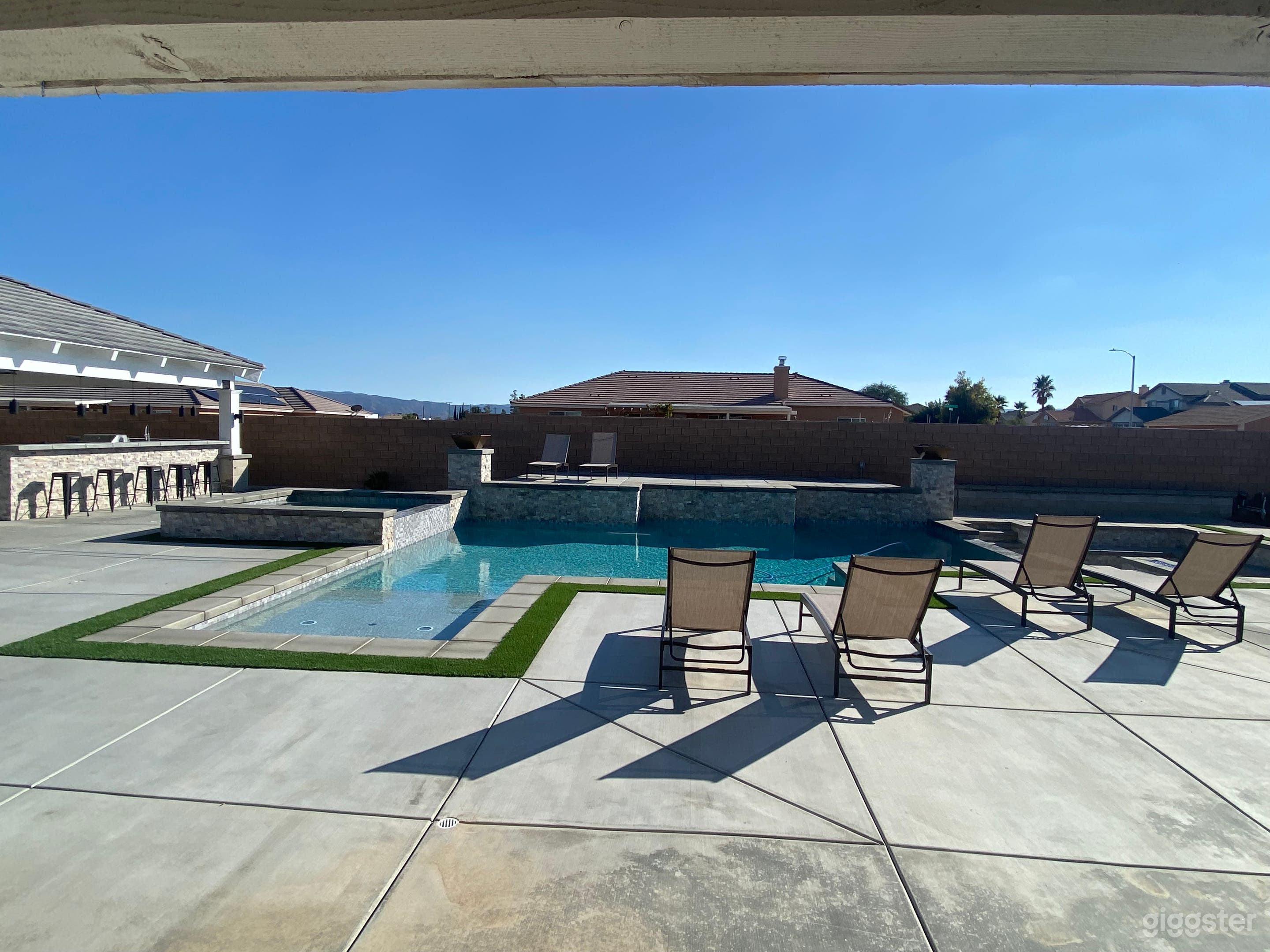 Beauty in Hesperia Photo 3