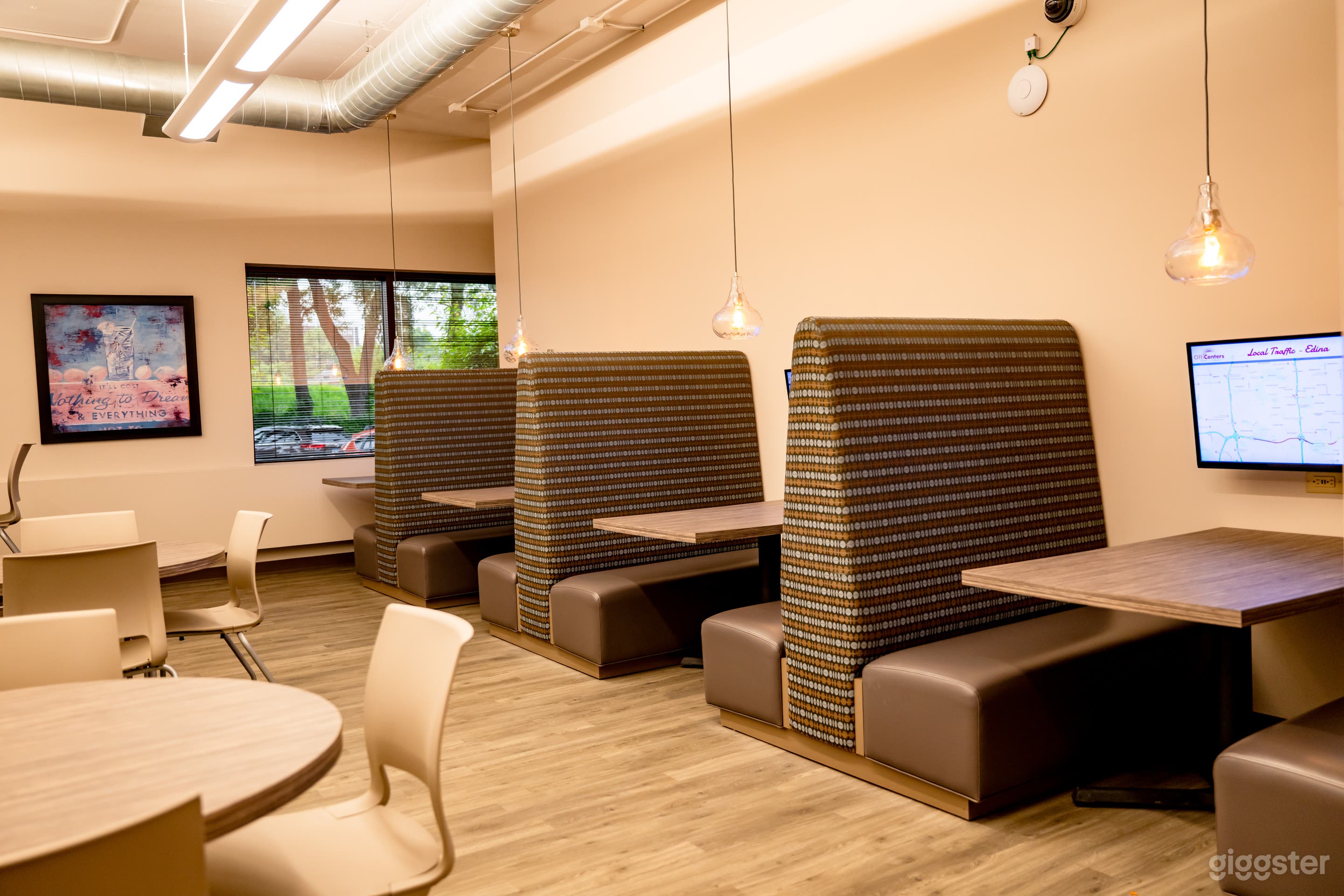 Edina OffiCenter Photo 2