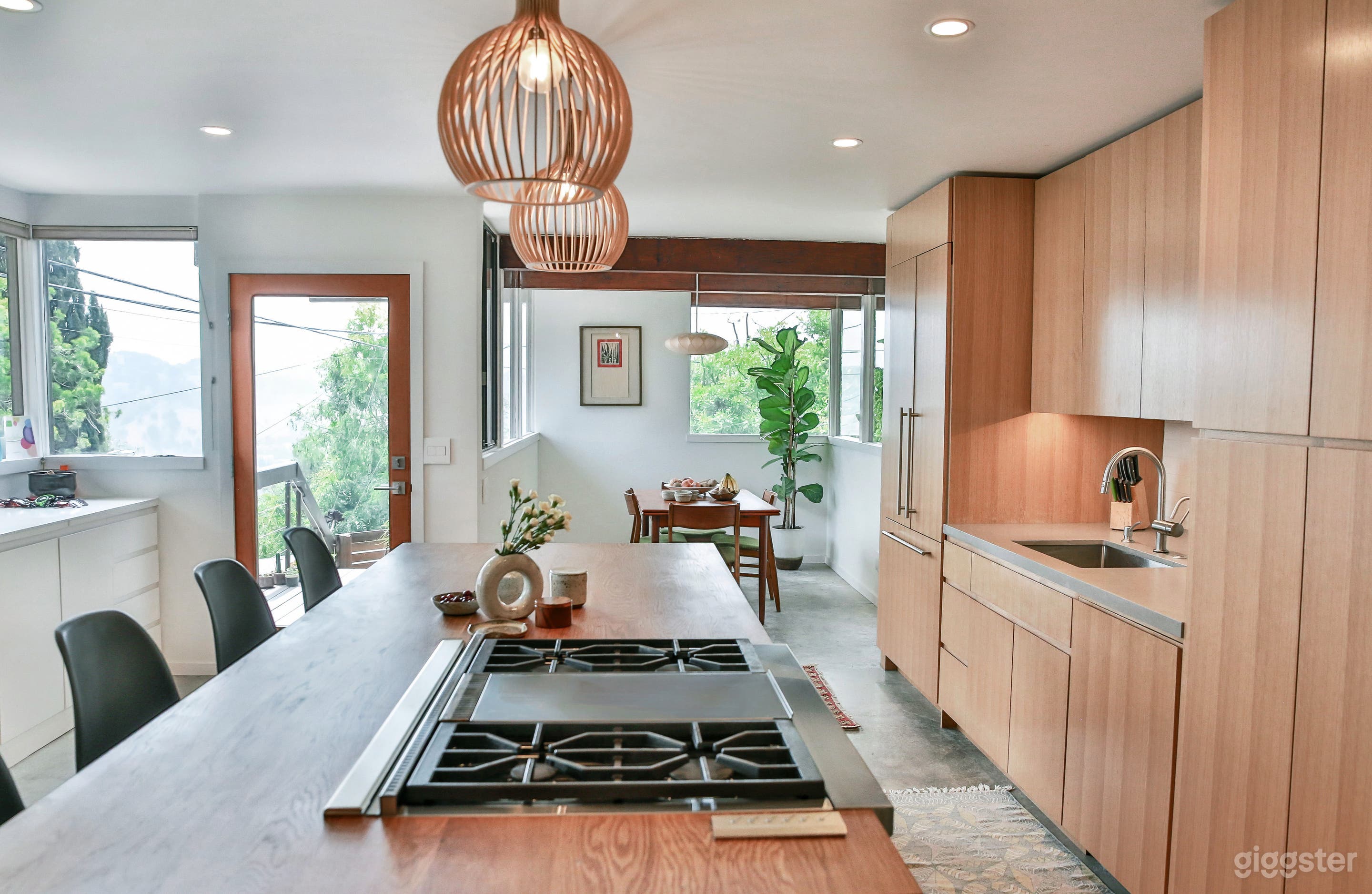 Gorgeous MidCentury Modern, Wood Island, Cooking Shoots Photo 4