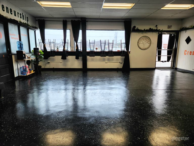  Unleash Your Creativity: The Ultimate Creative Hub 