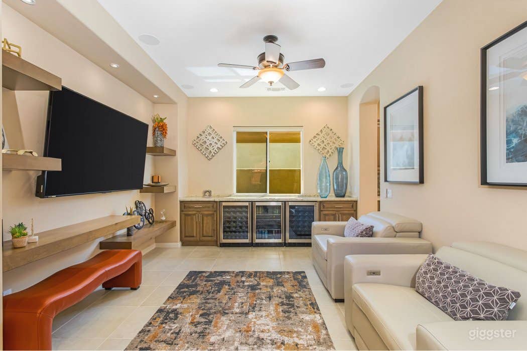 Desert House with open space Photo 4