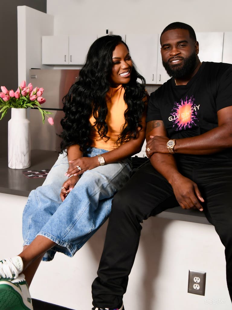  Turnkey Podcast Studio with 7 Sets + Natural Lighting 