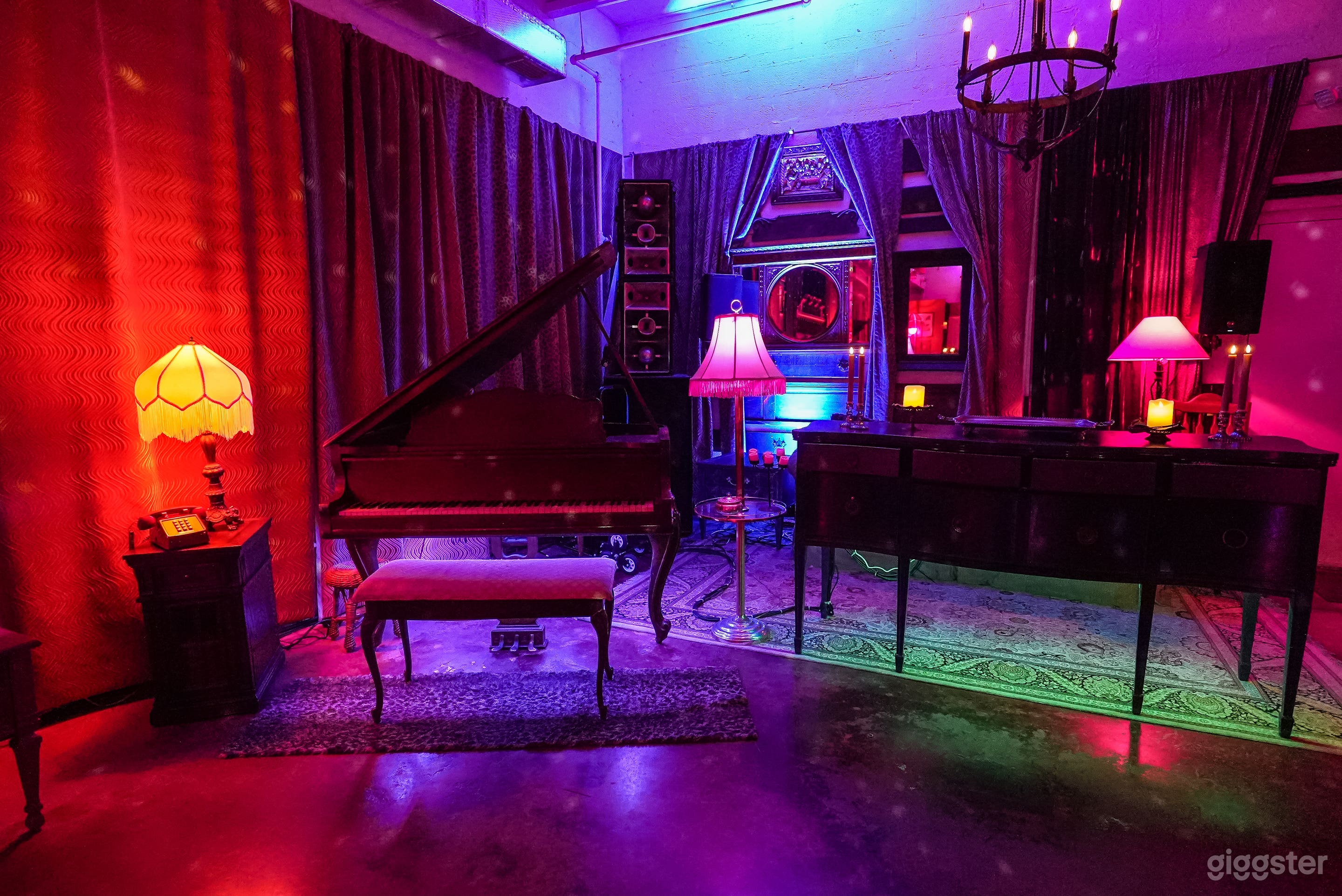 Energetic &amp; Vibrant Space in Wynwood Photo 3