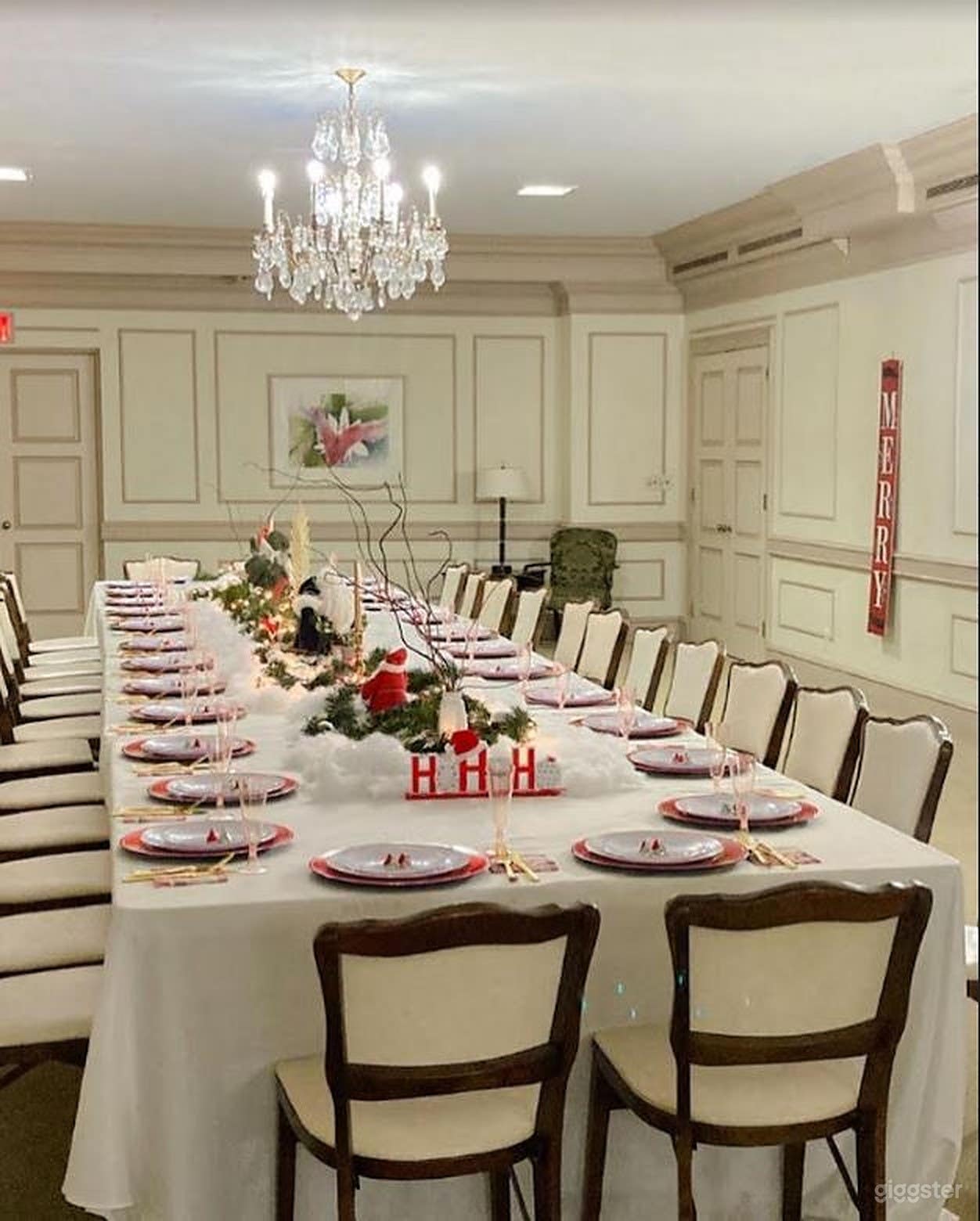 Enticing Sunrise and Sunset Room in Lancaster Photo 1