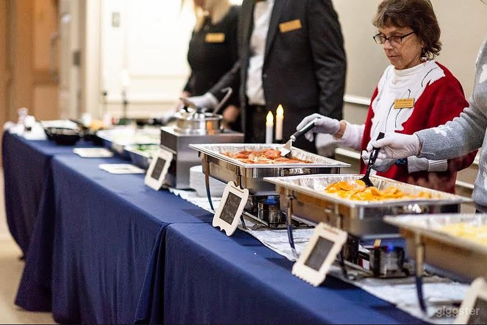 Enticing Sunrise and Sunset Room in Lancaster Photo 2