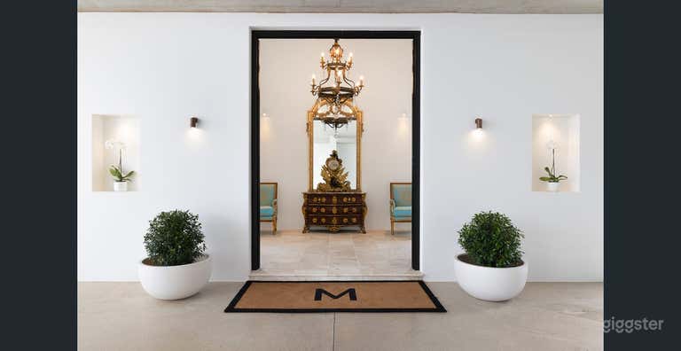  B Estate - Mediterranean Mansion with Helipad & Pool 