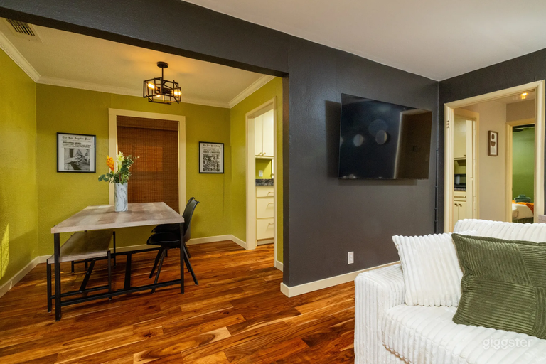  Art Vibes Home Close to Museums, Zoo, Lake, Garden 