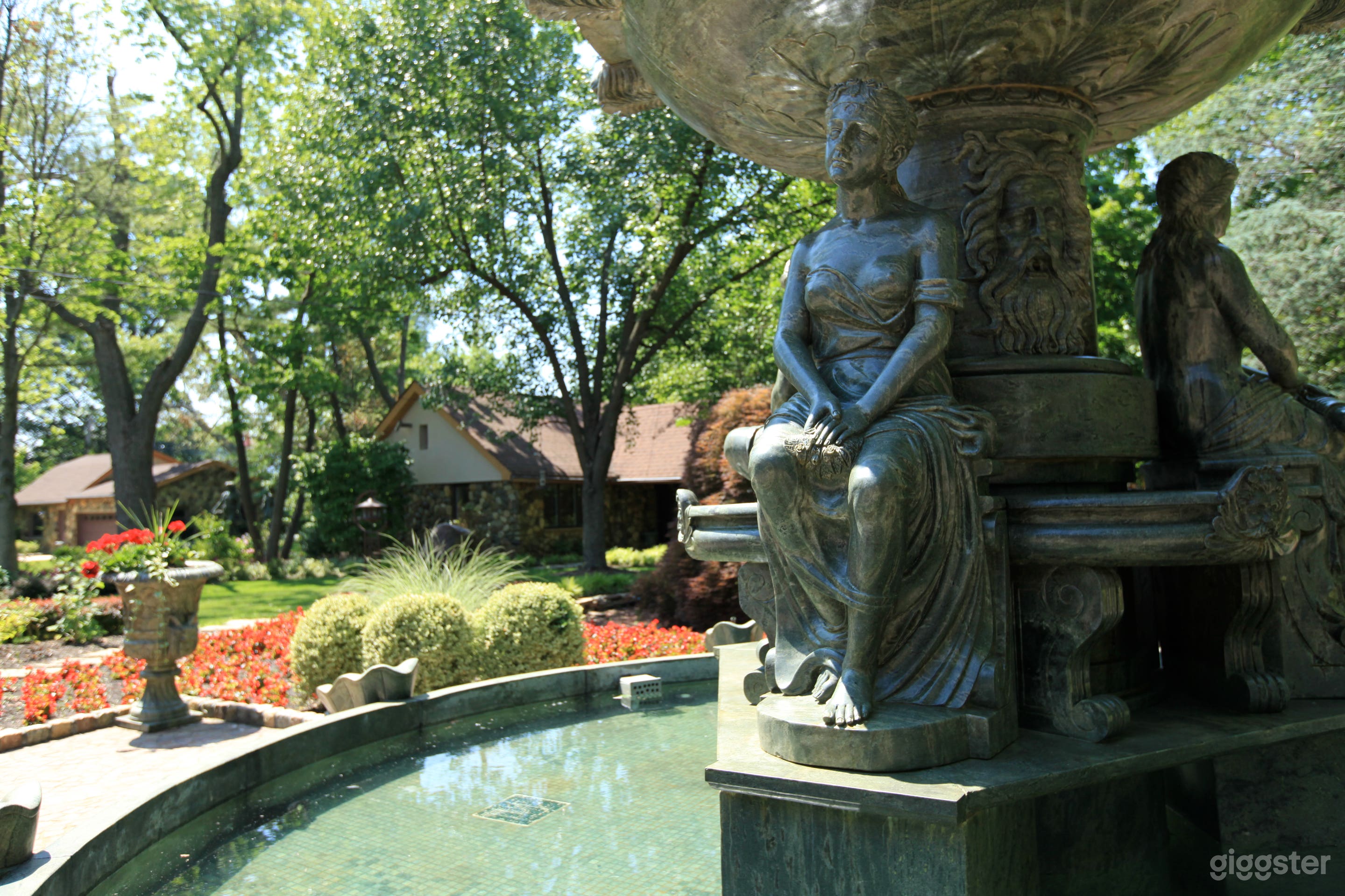 Luxury Estate with Private Beach and Gardens Photo 3