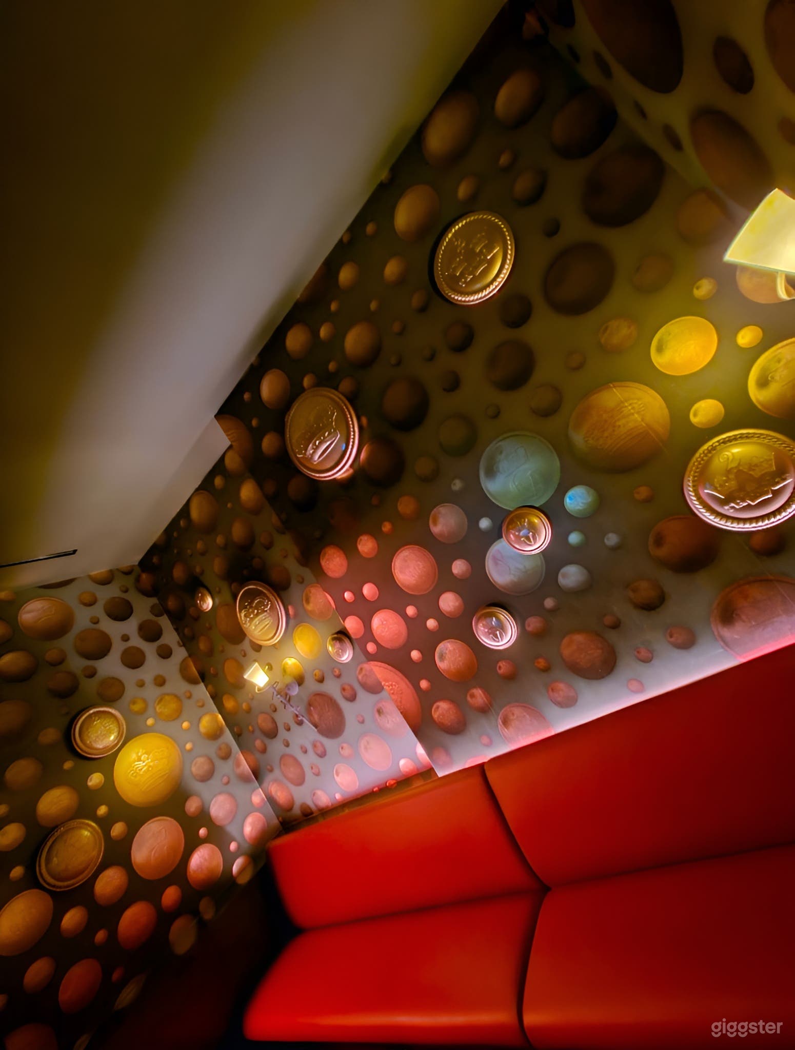 The Button Up Room Photo 2