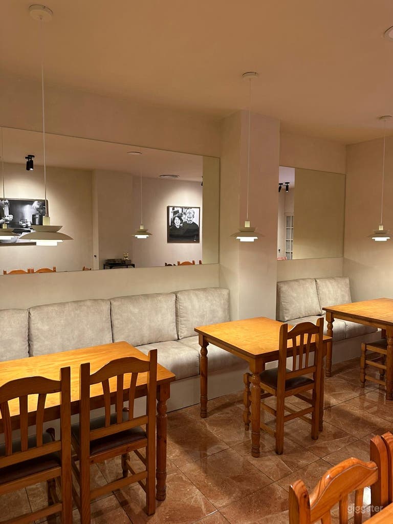  Restaurant familial coréen minimaliste 
