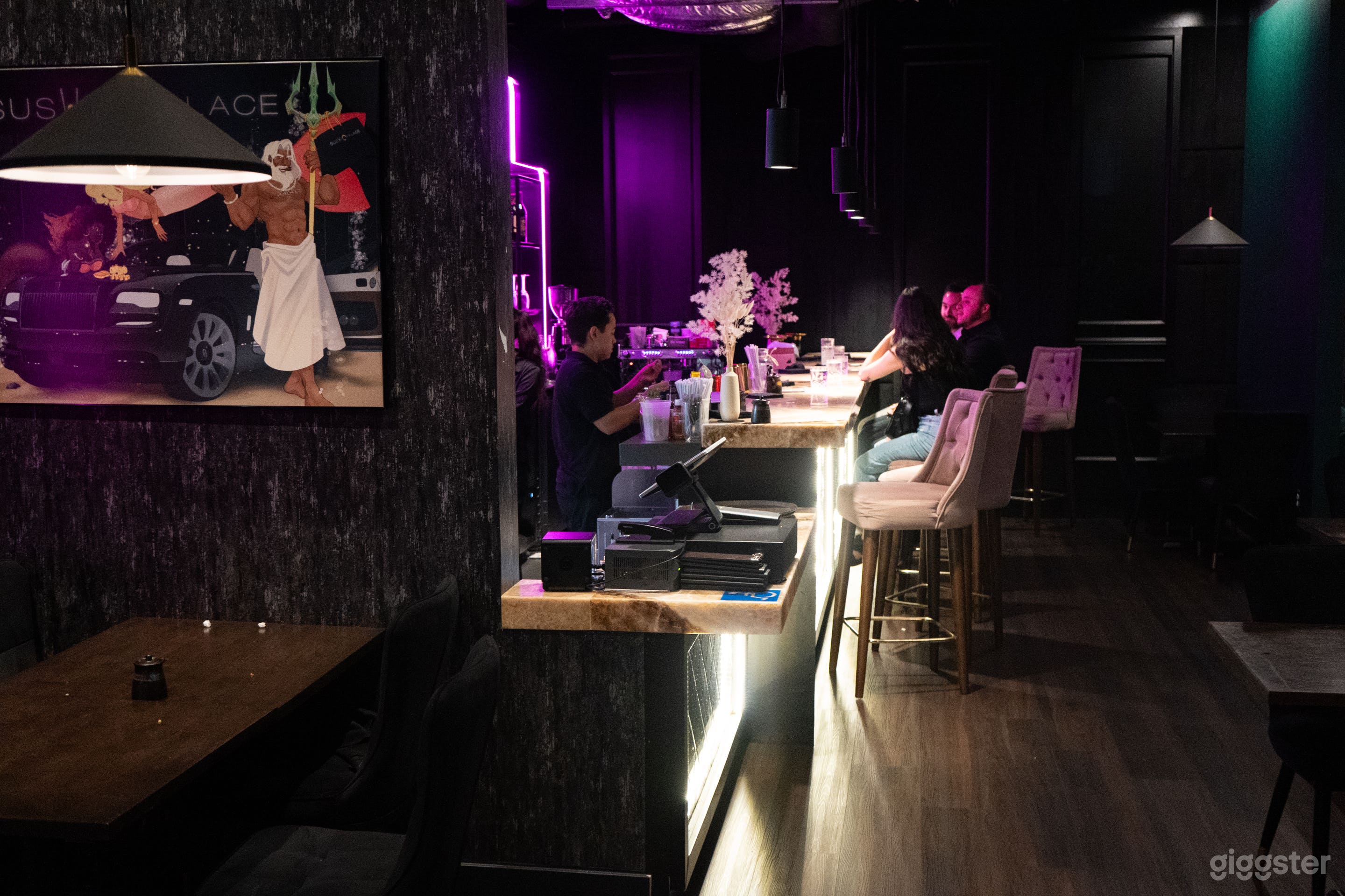 Elegant Restaurant Venue in Hollywood Photo 2