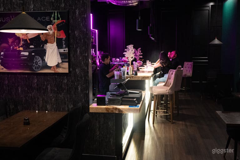  Elegant Restaurant Venue in Hollywood 