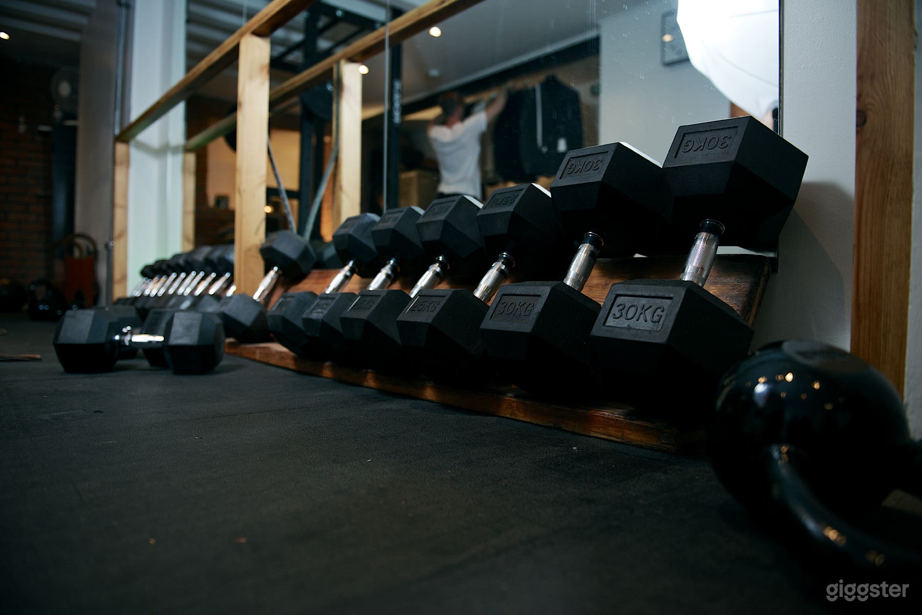 Extraordinary Fitness Gym in London Photo 2
