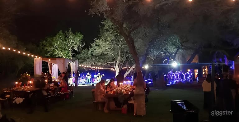  Spacious Oak-Shaded Backyard 