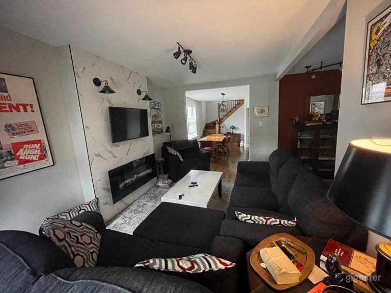  First floor living room (facing south). 