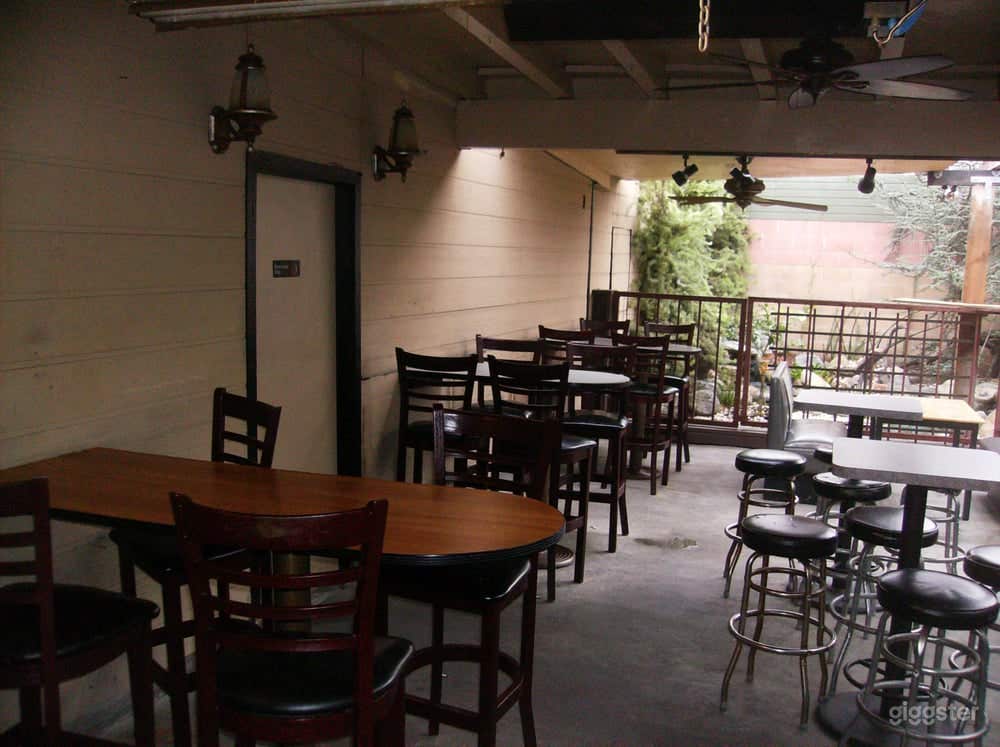 Classy Cocktail Dive Bar  Photo 3