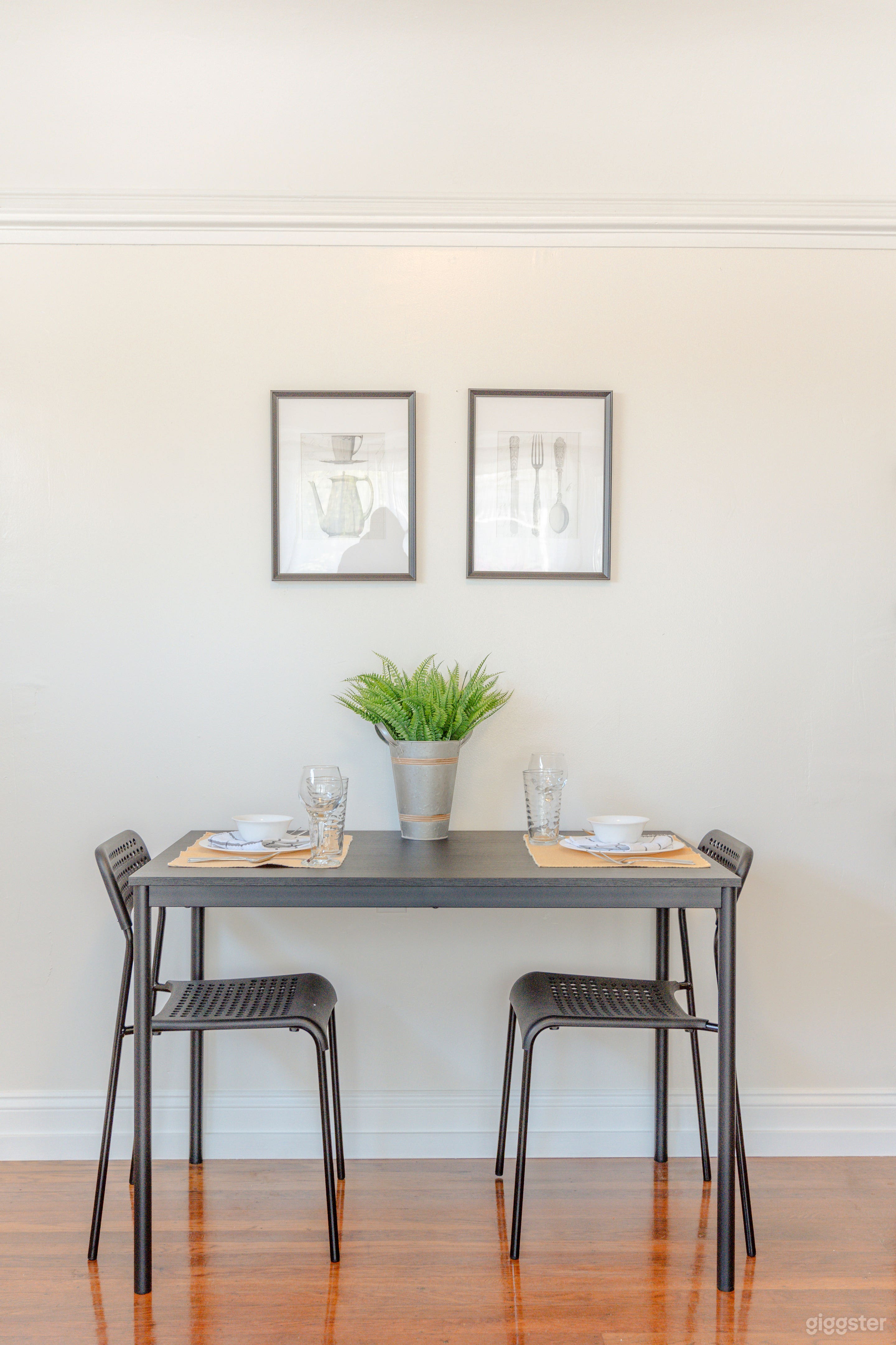 Duplex Apt dinning space