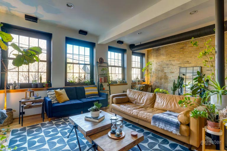  Bright and Spacious Industrial Modern Loft 