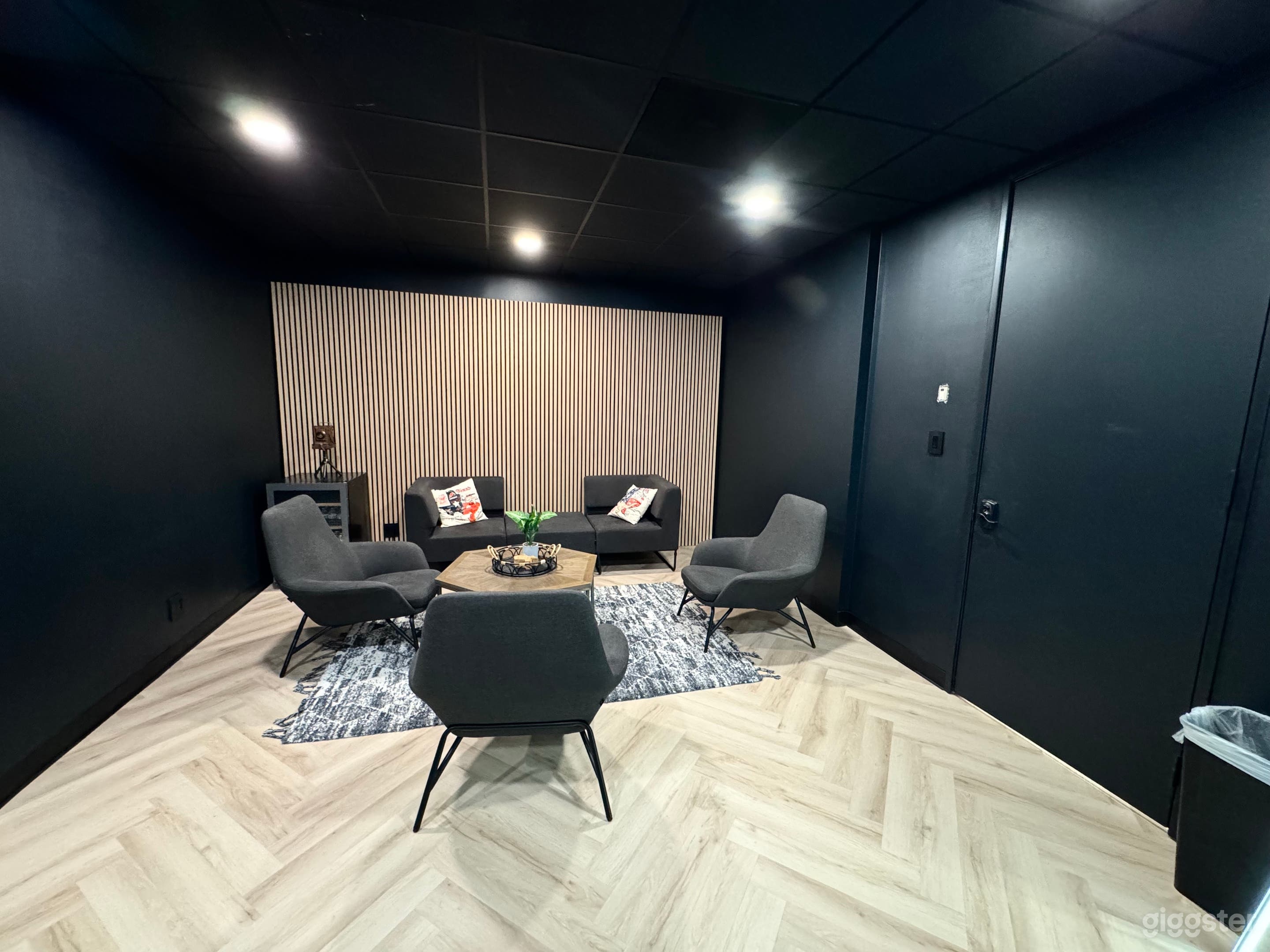 Film & Video Production Facility, White w/Black Curtains Photo 4