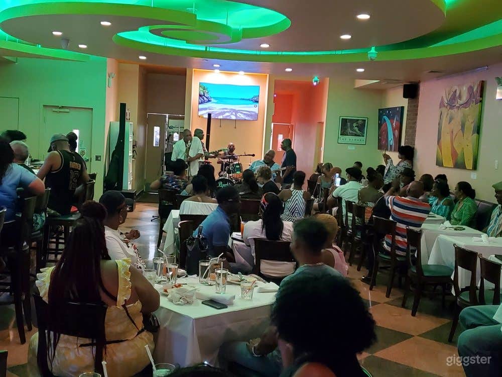 Dining Room in Brooklyn Photo 4