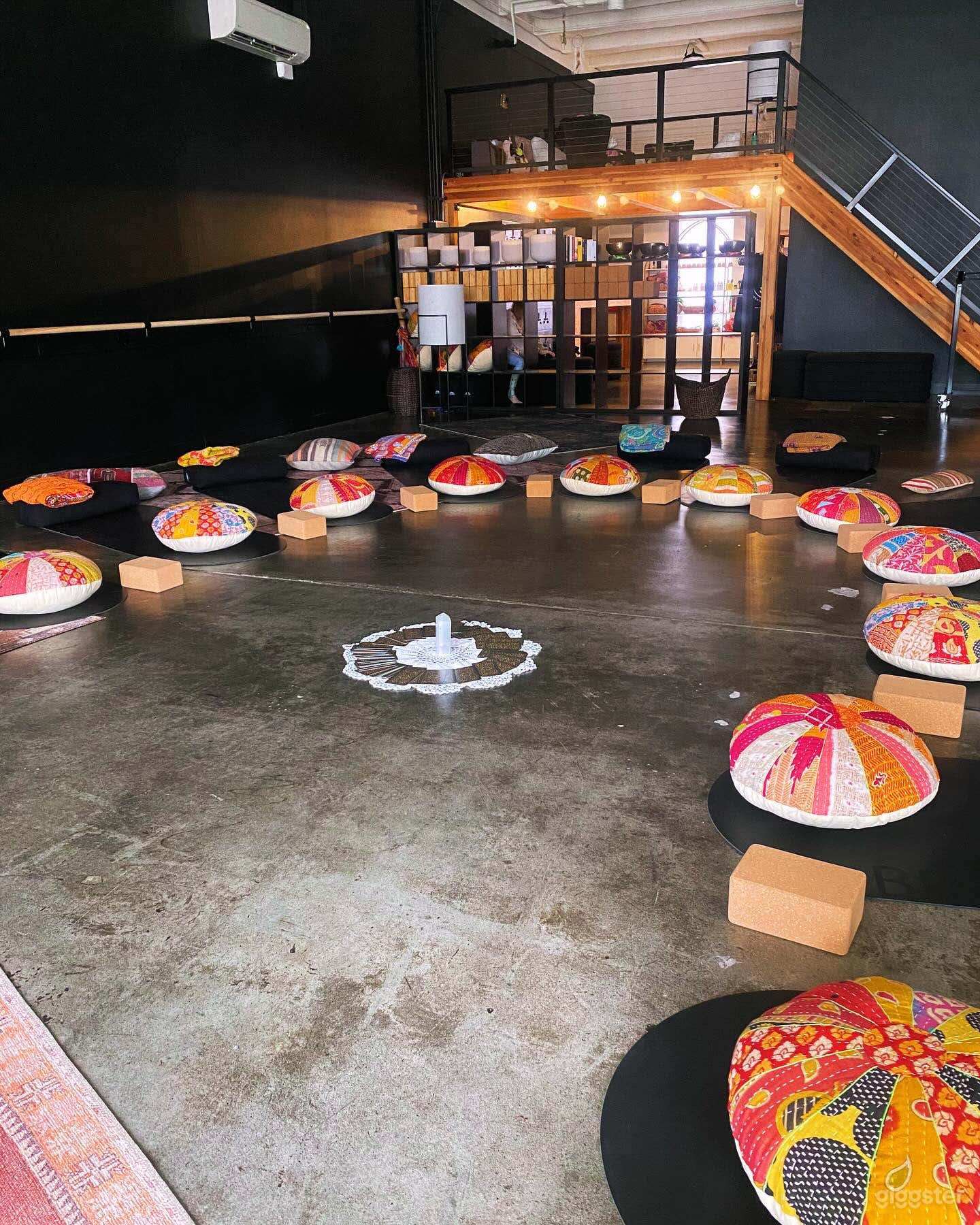 The studio is incredibly flexible and can be set up beautifully for ceremonies as well as photo and video shoots. It can be as boho/cozy or as minimal/modern as you wish.